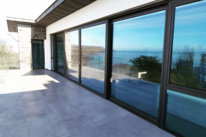 large aluminium sliding doors